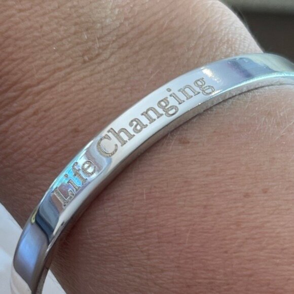 Engraved "Life Changing" Inspirational Silver Bangle Bracelet - Picture 11 of 15